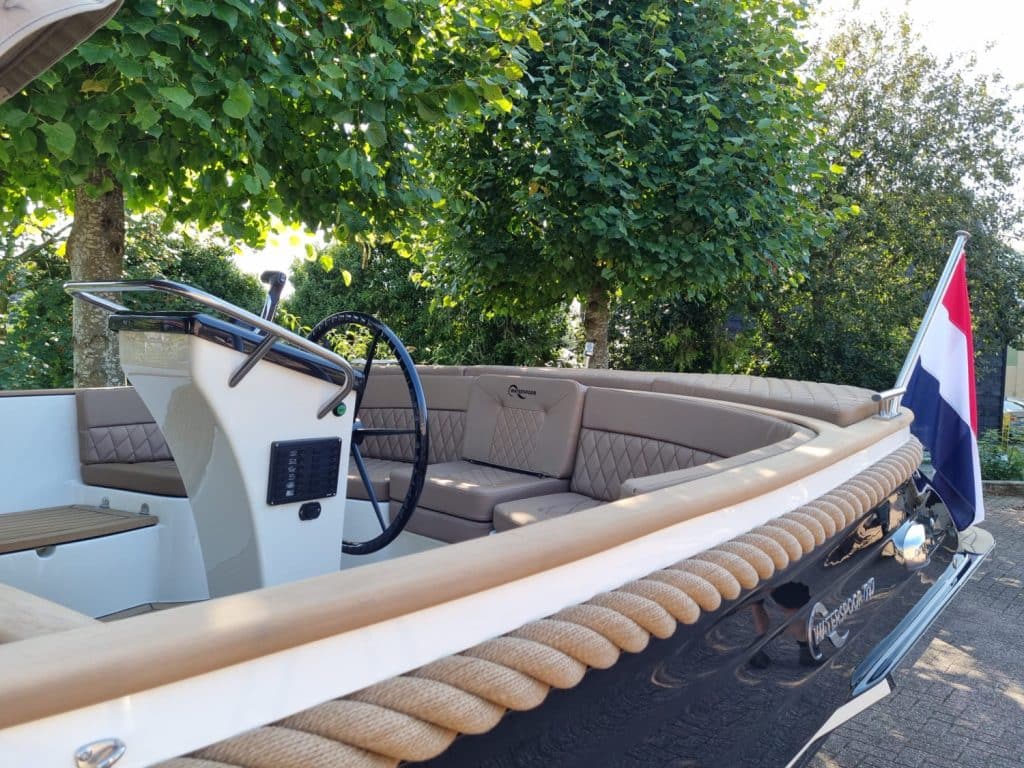 Console waterspoor 717 outboard